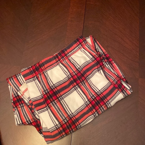 Pajamagram sz XXL HIS pajamas festive and warm. Like new red/plaid - Picture 5 of 6